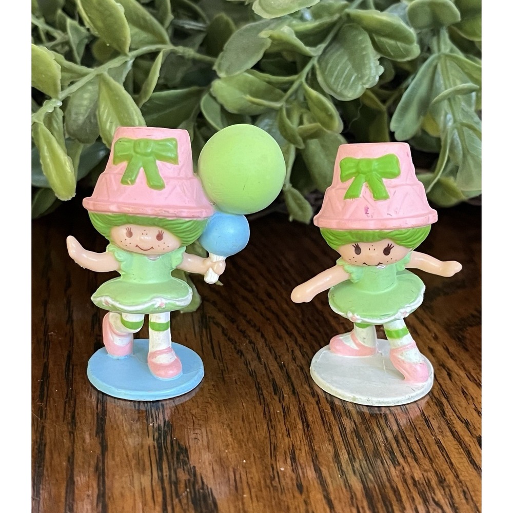 Vintage 1982 Lime Chiffon Strawberry Shortcake PVC Miniature Balloons Lot